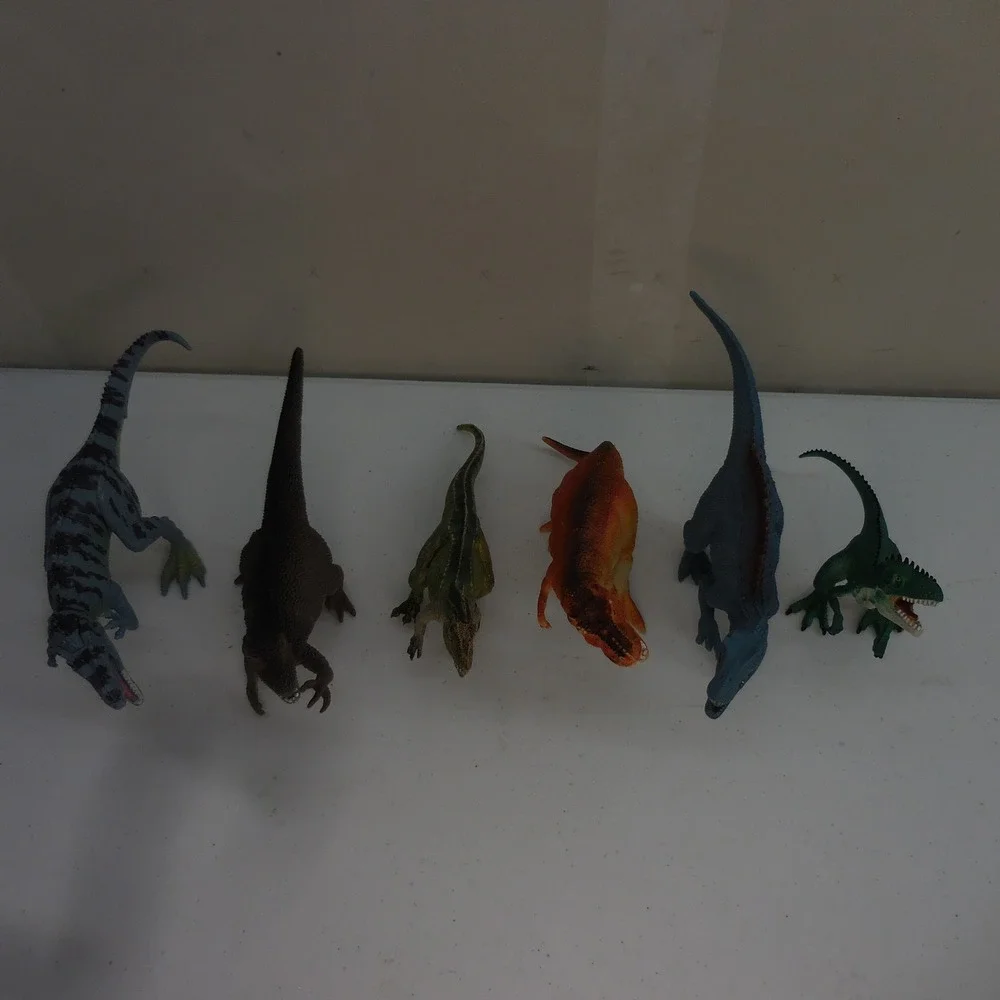 Lot of 6 Dinosaur Action Figures Assorted T-Rex Spinosaurus Plastic Toy Figures